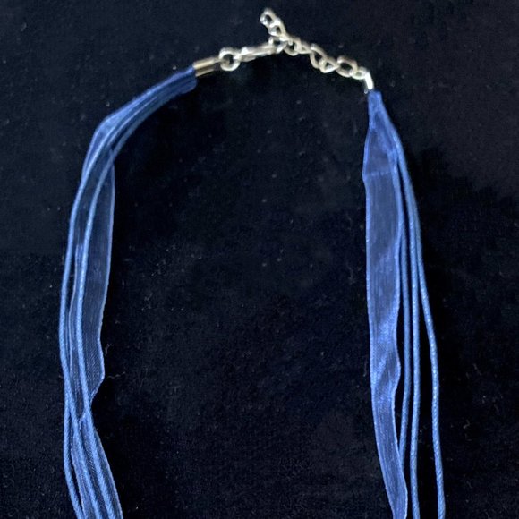 Spring Multicolor Dragonfly Rhinestone Pendant Organza Cord Adjustable Necklace - Picture 4 of 15